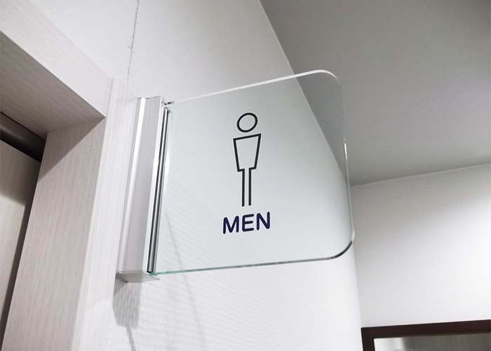 トイレの看板