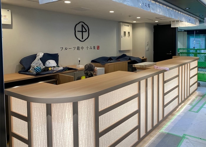LED内照型看板